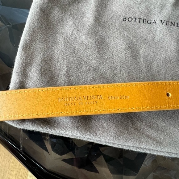 BOTTEGA VENETA Triangle Turn-Lock Leather Buckle Belt main image 5
